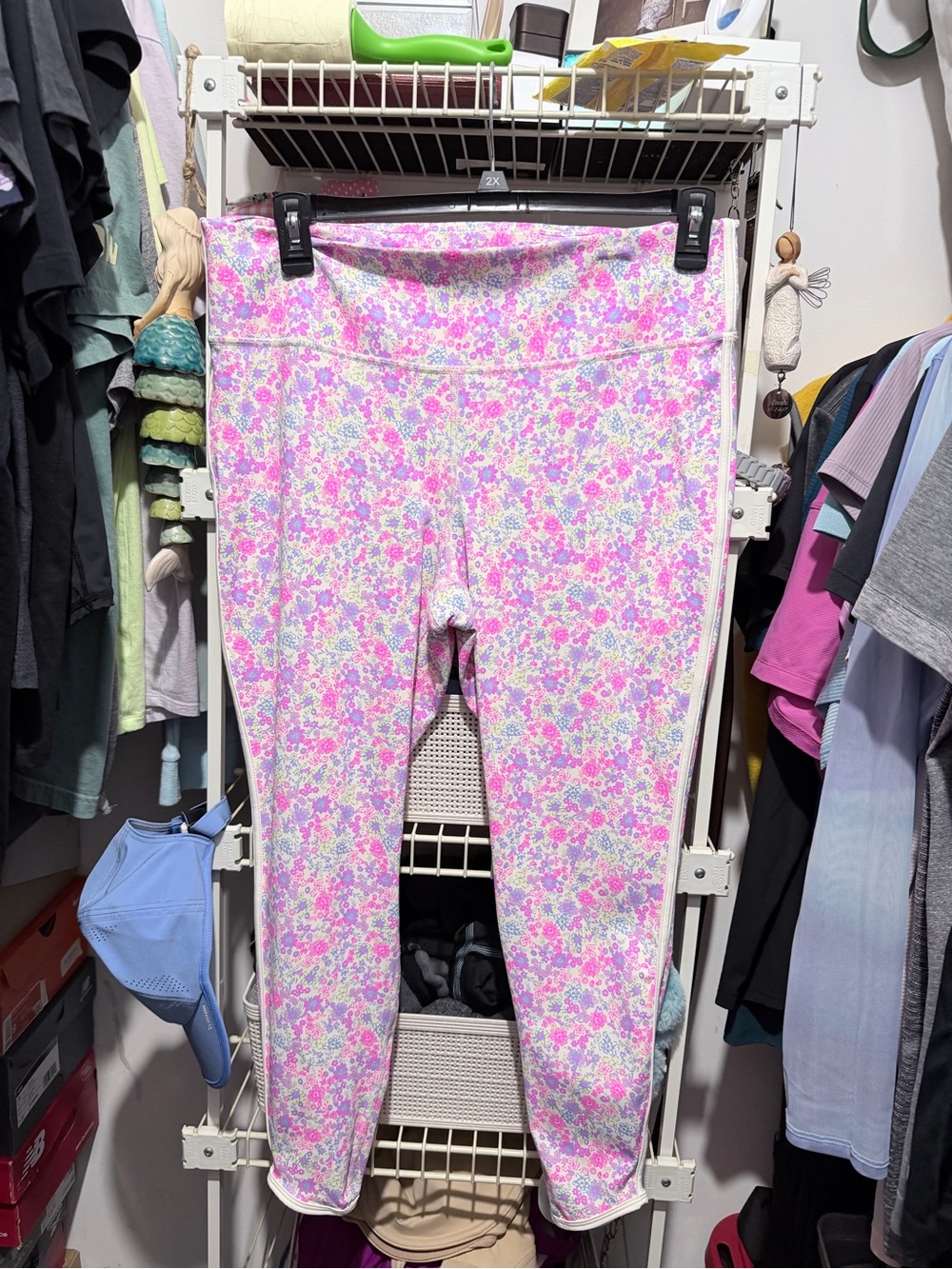 Women’s Joylab  Floral Pink and Purple Leggings
